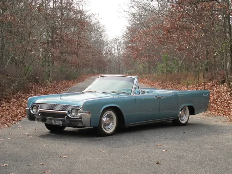 1961 Lincoln Continental 4th Gen - Image 2 of 2