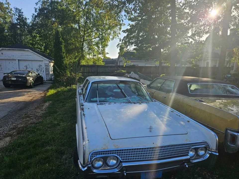 1961 Lincoln Continental 4th Gen - Image 2 of 9