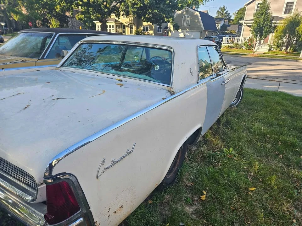 1961 Lincoln Continental 4th Gen - Image 6 of 10