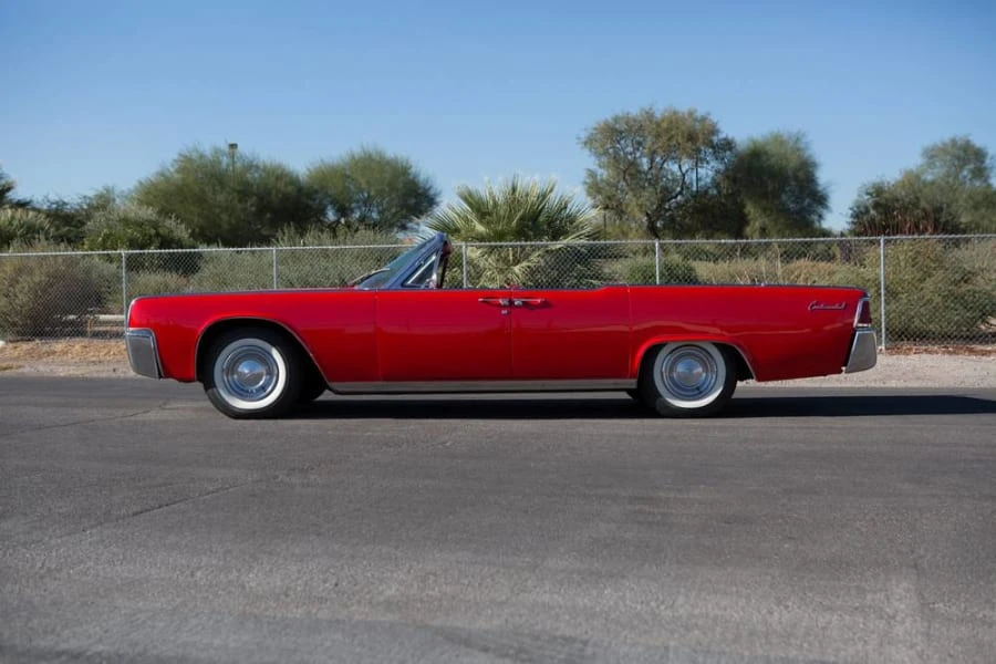 1961 Lincoln Continental 4th Gen - Image 2 of 11