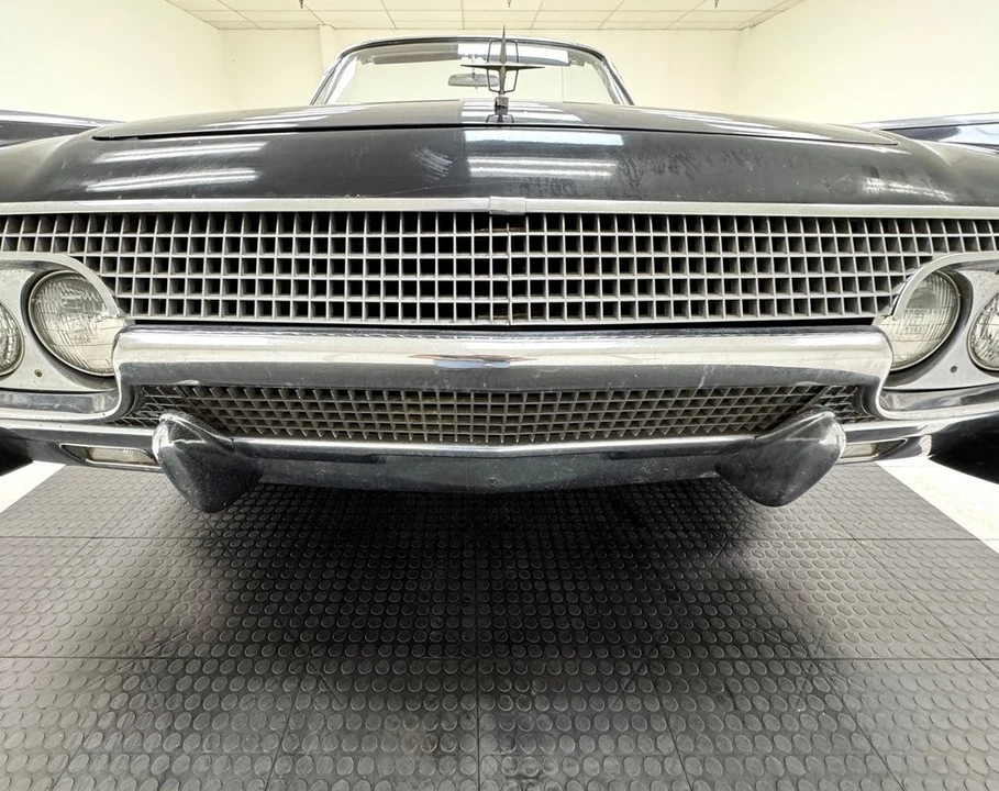 1961 Lincoln Continental 4th Gen - Image 9 of 31