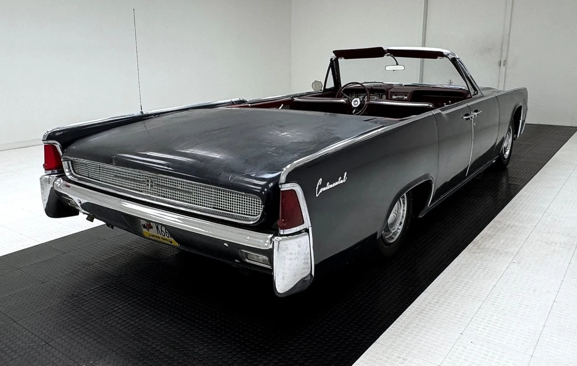 1961 Lincoln Continental 4th Gen - Image 5 of 31