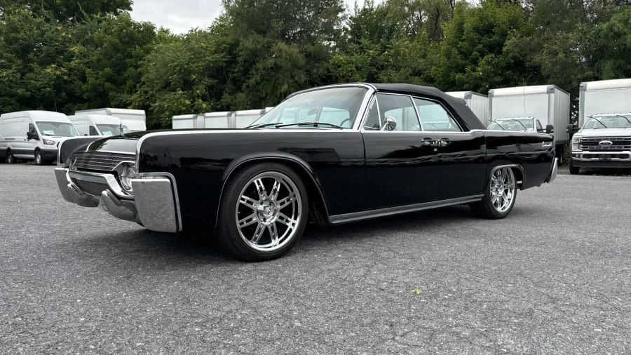 1961 Lincoln Continental 4th Gen - Image 13 of 31