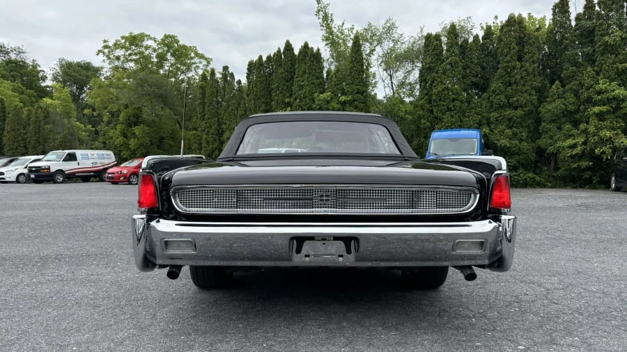 1961 Lincoln Continental 4th Gen - Image 5 of 31