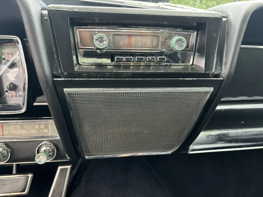 1961 Lincoln Continental 4th Gen - Image 31 of 31