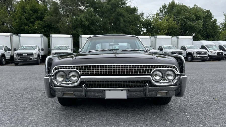 1961 Lincoln Continental 4th Gen - Image 6 of 31