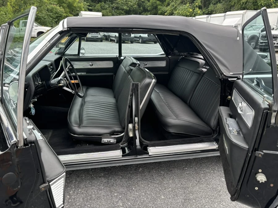 1961 Lincoln Continental 4th Gen - Image 28 of 31