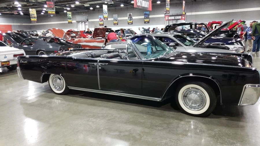 1961 Lincoln Continental 4th Gen - Image 5 of 5