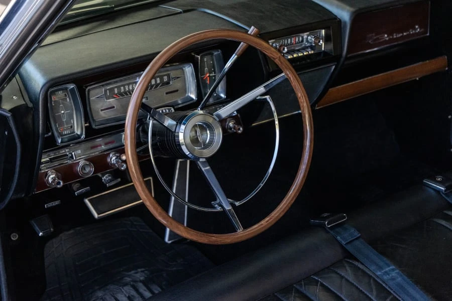 1961 Lincoln Continental 4th Gen - Image 17 of 31