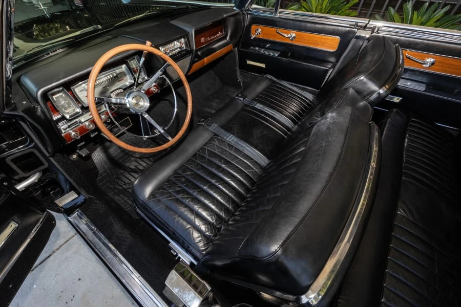 1961 Lincoln Continental 4th Gen - Image 13 of 31