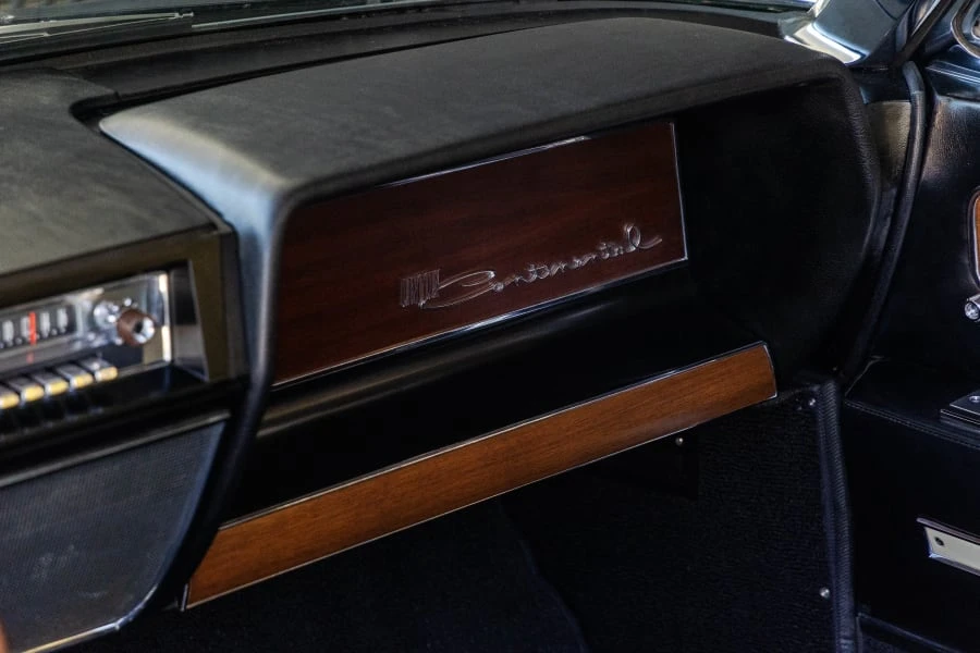 1961 Lincoln Continental 4th Gen - Image 15 of 31