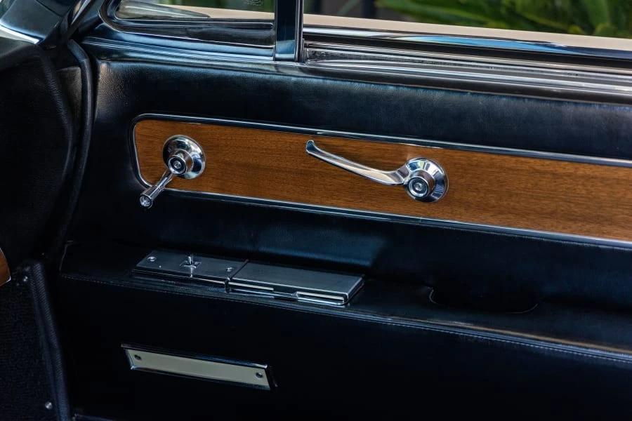 1961 Lincoln Continental 4th Gen - Image 27 of 31