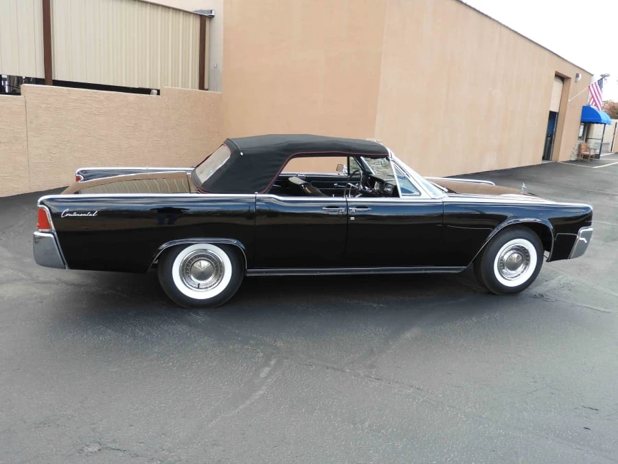 1961 Lincoln Continental 4th Gen - Image 2 of 13