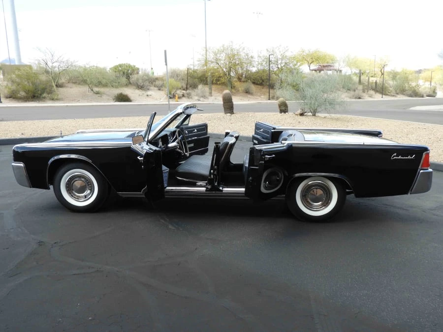 1961 Lincoln Continental 4th Gen - Image 13 of 13