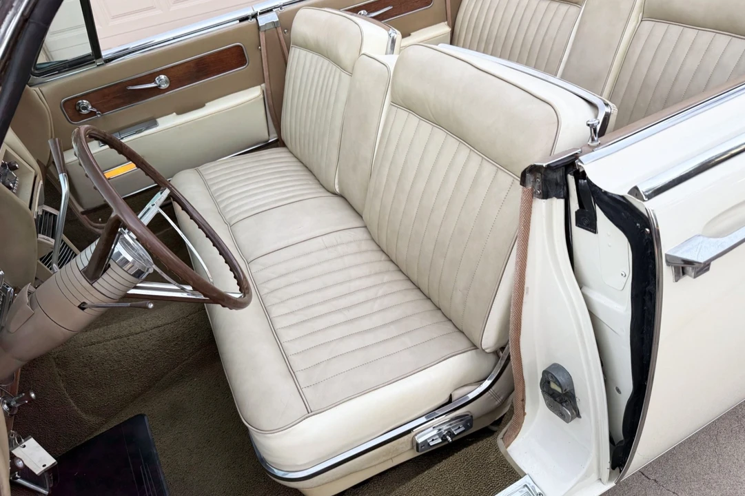 1961 Lincoln Continental 4th Gen - Image 4 of 9