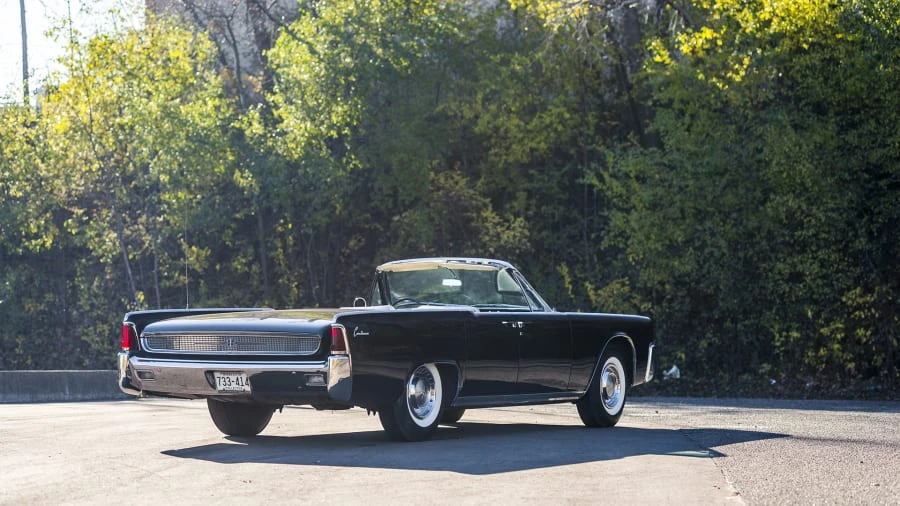 1961 Lincoln Continental 4th Gen - Image 3 of 12