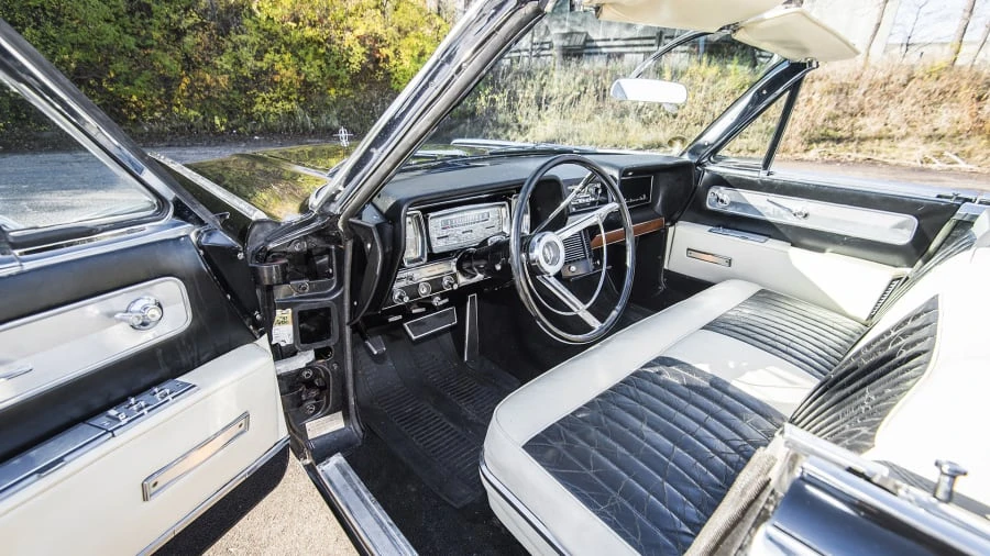 1961 Lincoln Continental 4th Gen - Image 4 of 12