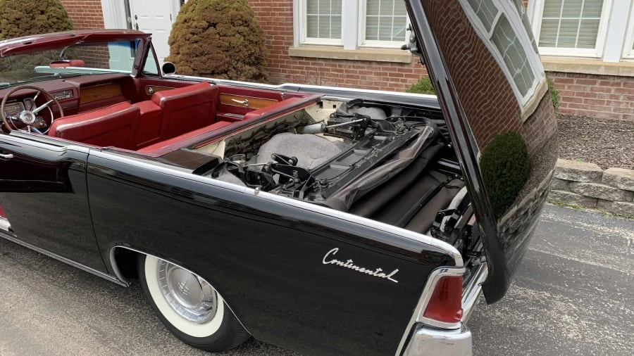 1961 Lincoln Continental 4th Gen - Image 10 of 13
