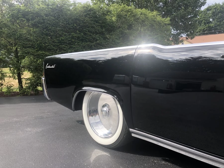 1961 Lincoln Continental 4th Gen - Image 9 of 12