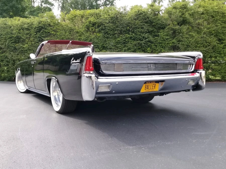 1961 Lincoln Continental 4th Gen - Image 11 of 12