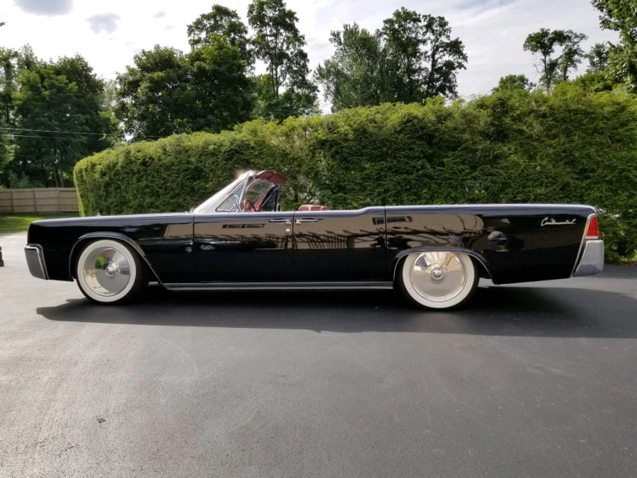 1961 Lincoln Continental 4th Gen - Image 2 of 12