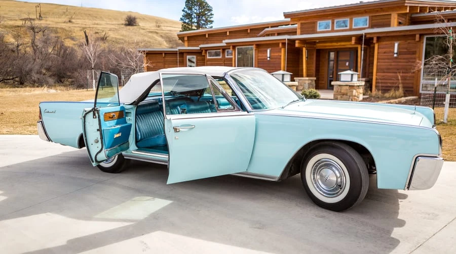 1961 Lincoln Continental 4th Gen - Image 9 of 11