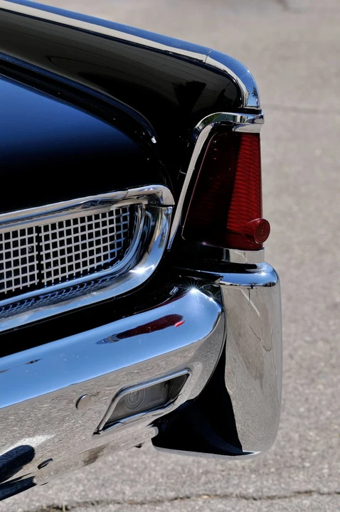 1961 Lincoln Continental 4th Gen - Image 9 of 12