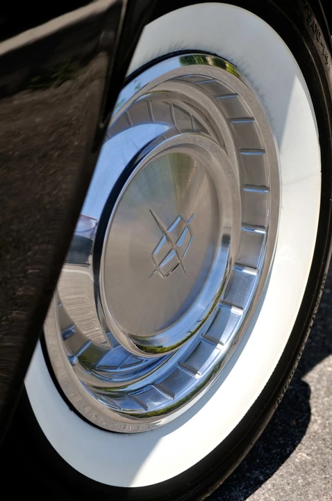 1961 Lincoln Continental 4th Gen - Image 10 of 12
