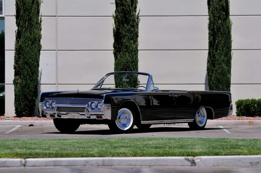 1961 Lincoln Continental 4th Gen - Image 12 of 12