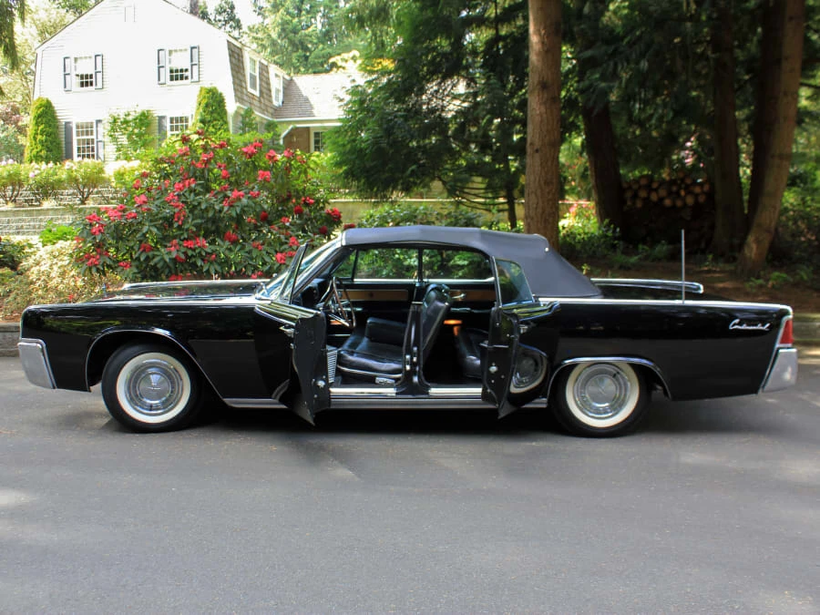 1961 Lincoln Continental 4th Gen - Image 3 of 4