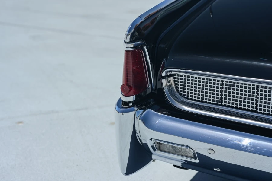 1961 Lincoln Continental 4th Gen - Image 24 of 31