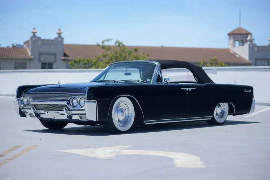 1961 Lincoln Continental 4th Gen - Image 18 of 31