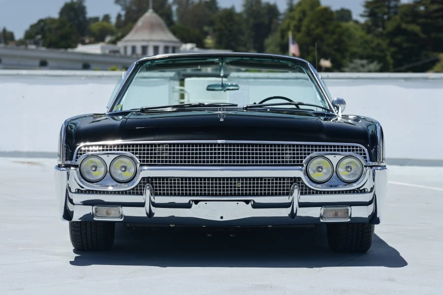1961 Lincoln Continental 4th Gen - Image 4 of 31