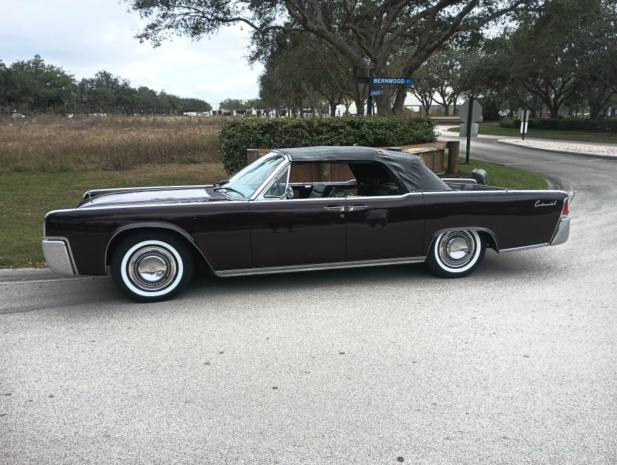 1961 Lincoln Continental 4th Gen - Image 13 of 23