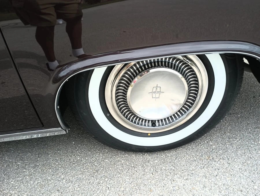 1961 Lincoln Continental 4th Gen - Image 11 of 23