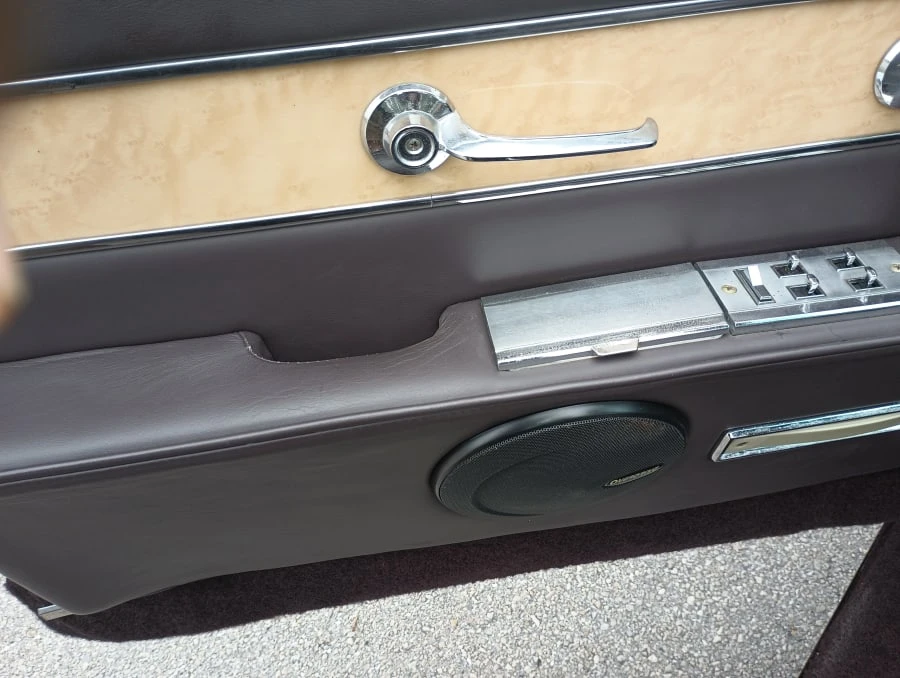 1961 Lincoln Continental 4th Gen - Image 20 of 23