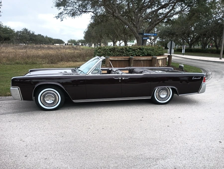 1961 Lincoln Continental 4th Gen - Image 2 of 23