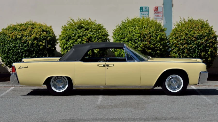 1961 Lincoln Continental 4th Gen - Image 2 of 30