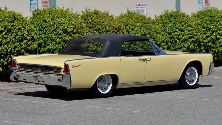 1961 Lincoln Continental 4th Gen - Image 3 of 30
