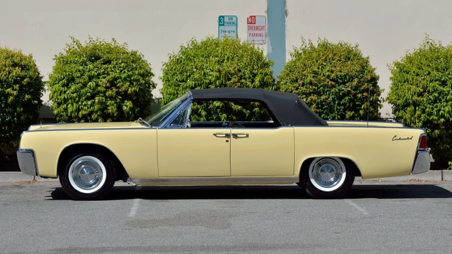 1961 Lincoln Continental 4th Gen - Image 8 of 30