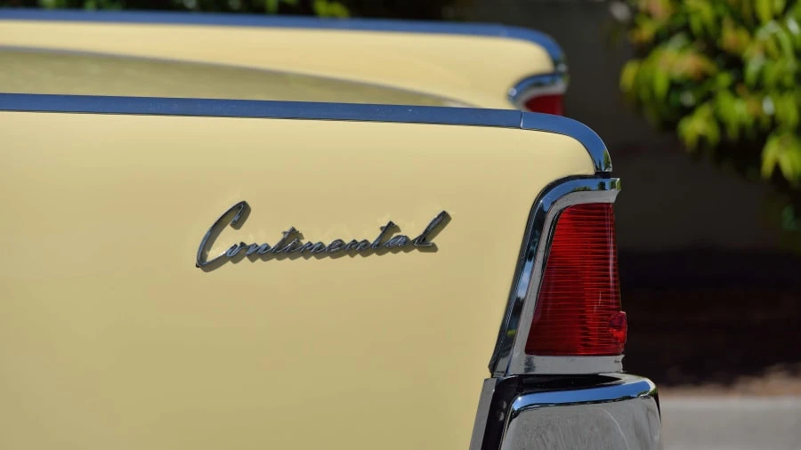 1961 Lincoln Continental 4th Gen - Image 11 of 30