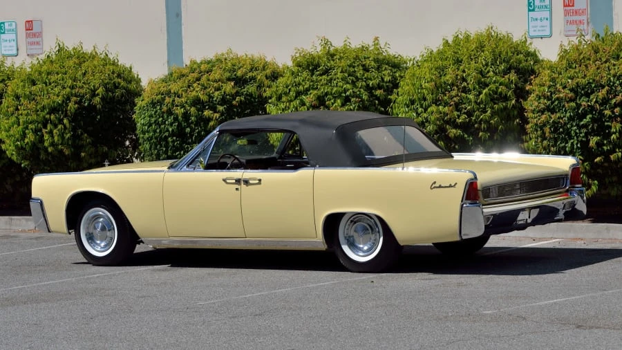 1961 Lincoln Continental 4th Gen - Image 13 of 30