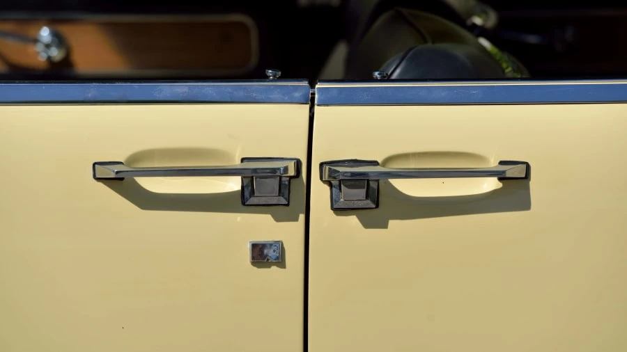 1961 Lincoln Continental 4th Gen - Image 16 of 30