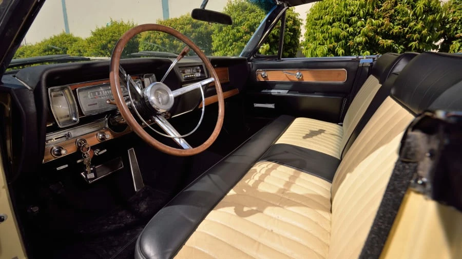 1961 Lincoln Continental 4th Gen - Image 22 of 30
