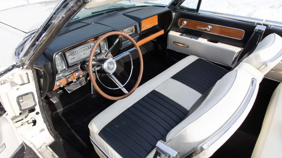 1961 Lincoln Continental 4th Gen - Image 4 of 20