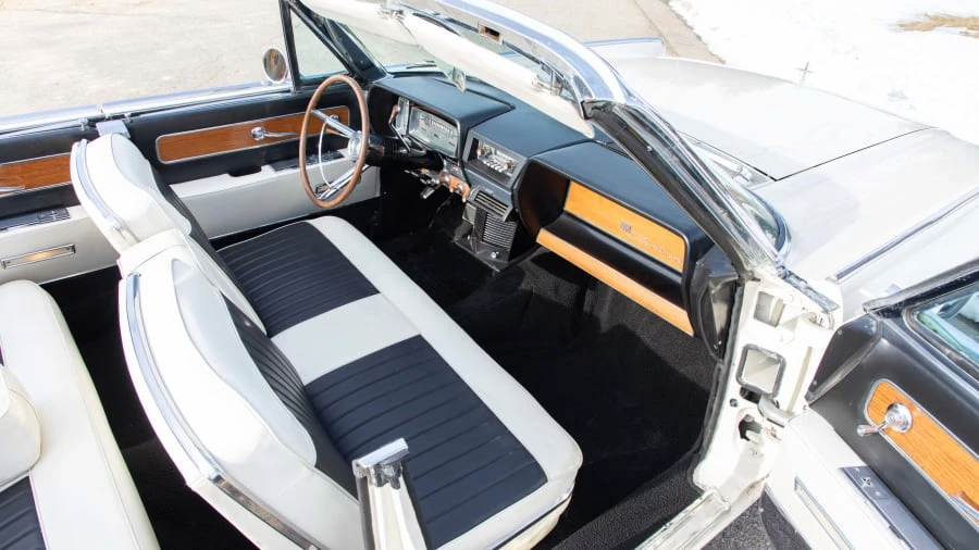 1961 Lincoln Continental 4th Gen - Image 5 of 20