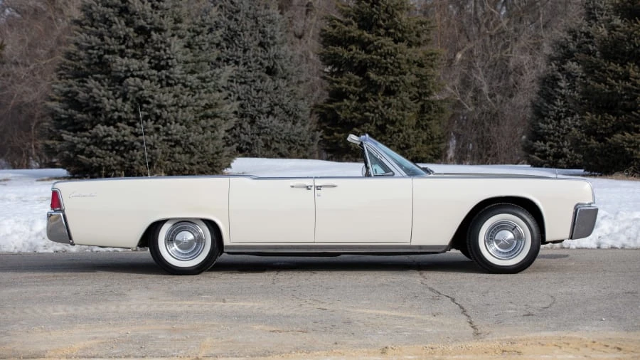 1961 Lincoln Continental 4th Gen - Image 8 of 20