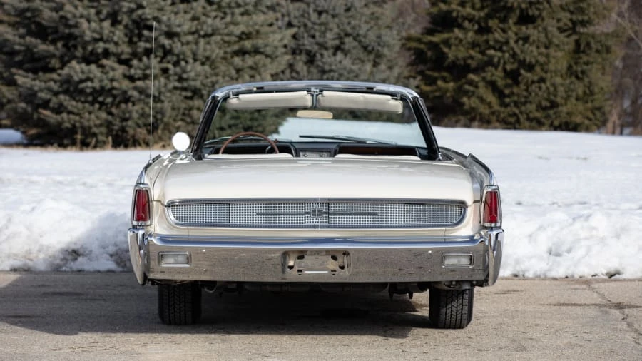 1961 Lincoln Continental 4th Gen - Image 15 of 20