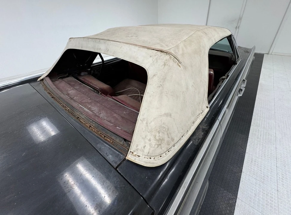 1961 Lincoln Continental 4th Gen - Image 22 of 31