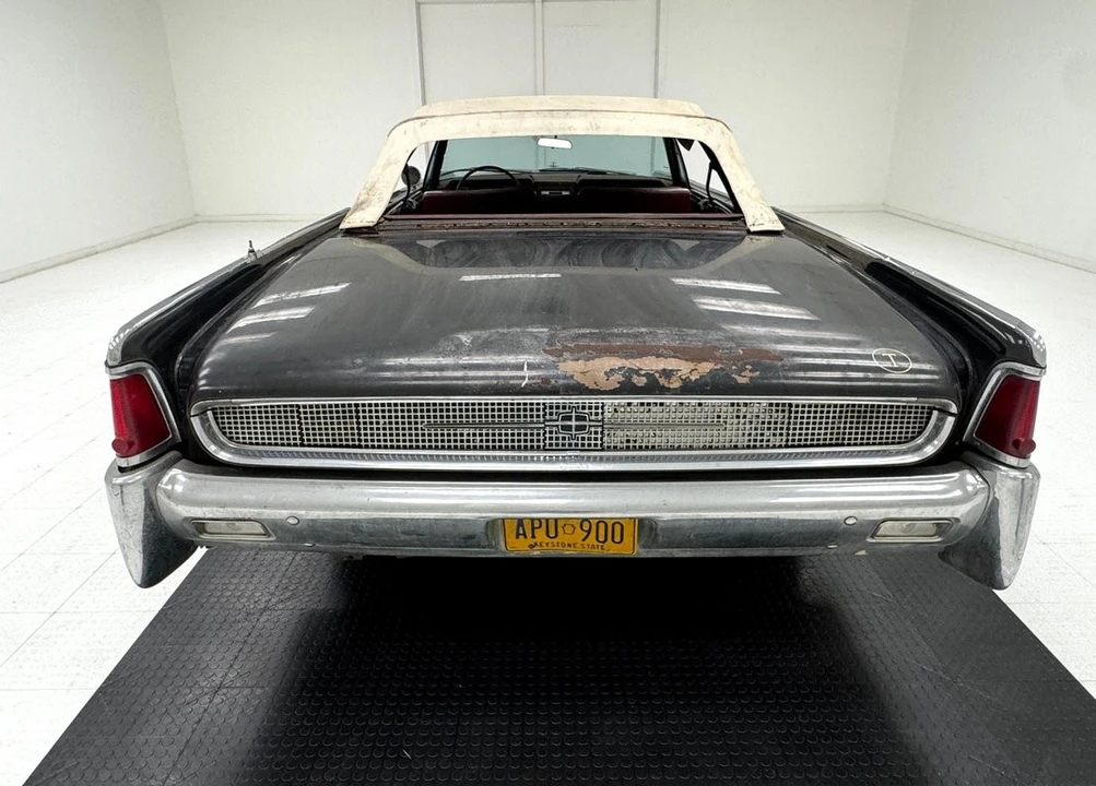 1961 Lincoln Continental 4th Gen - Image 4 of 21